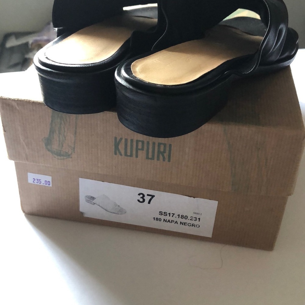 KUPURI Súper soft and cool slip on sandals 7 - Picture 8 of 8